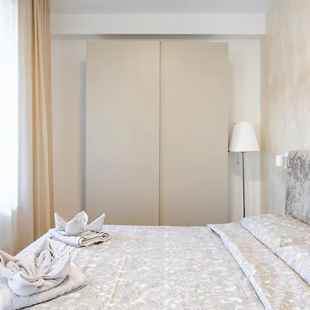 Teatro - Francesca * Triest